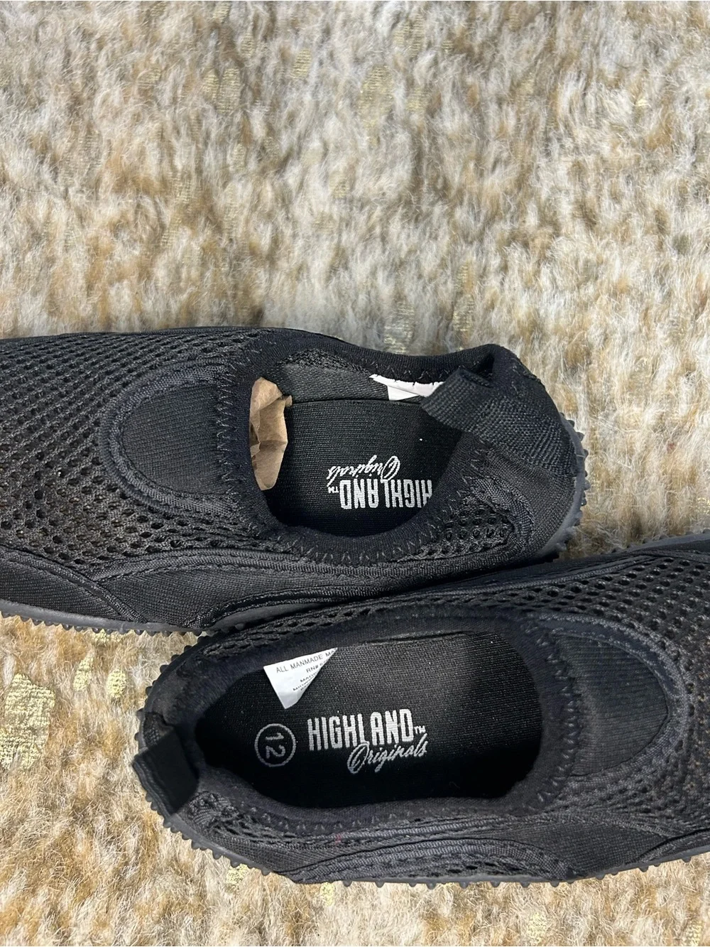 5 for $25🔥Highland Originals Black Water Shoes Boys Size 12